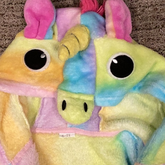 UNICORN ROBE! - Picture 2 of 6